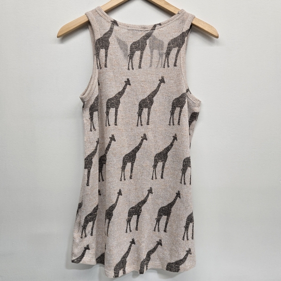 Women's Warehouse One Giraffe Tank Top - Picture 4 of 5